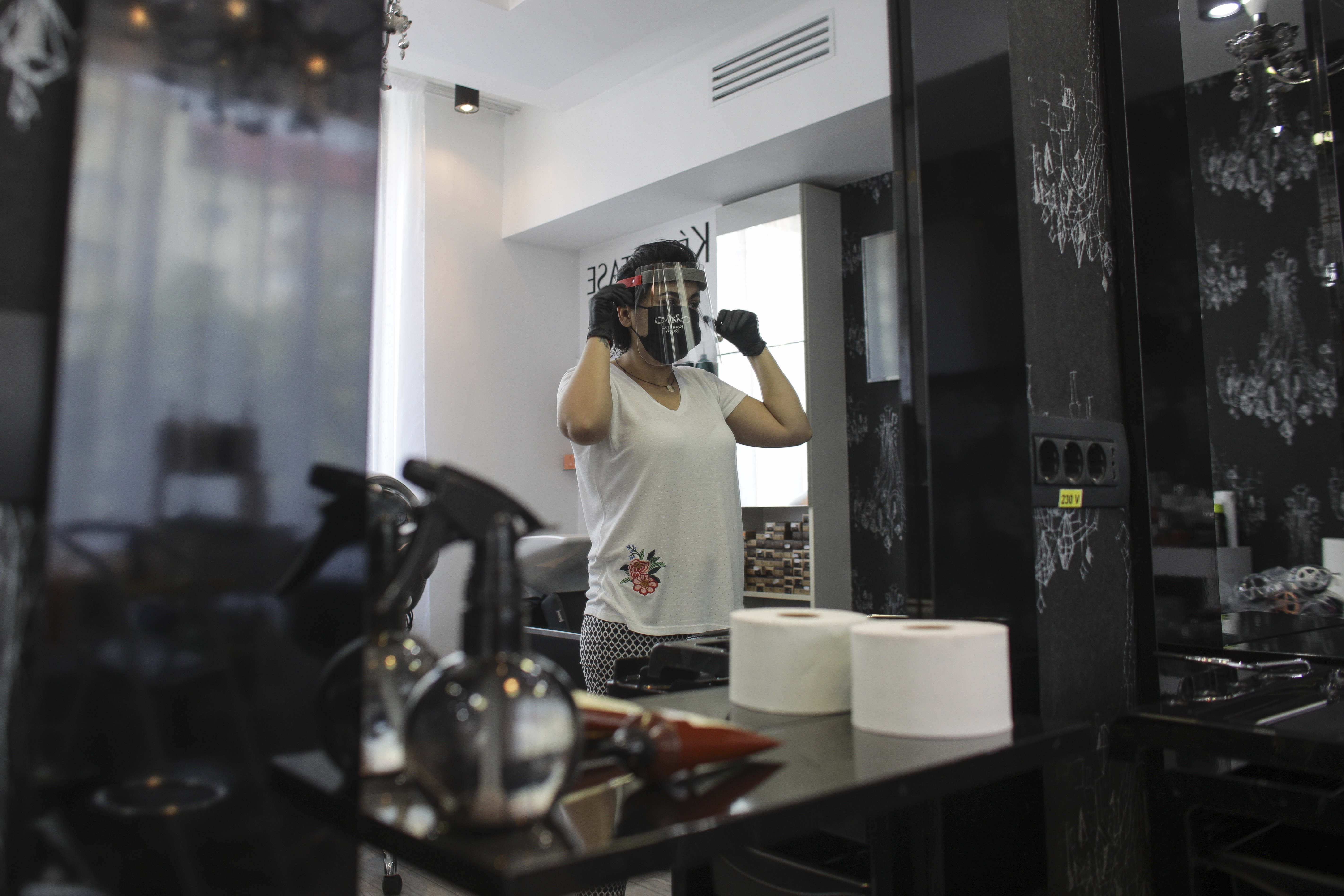 România, fruntașă în UE la numărul de coafeze