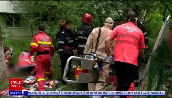 Doi bărbați au intrat într-un canal cu dejecții. S-au intoxicat și sunt internați în stare gravă