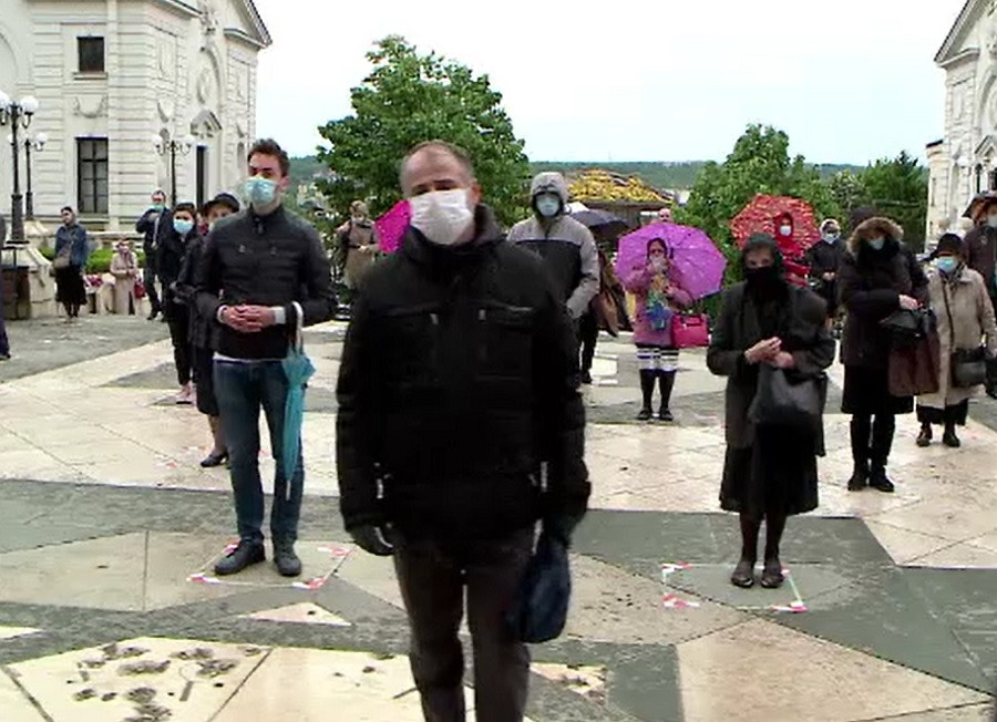 Când au loc primele slujbe în interiorul bisericilor. Numărul enoriaşilor va fi limitat