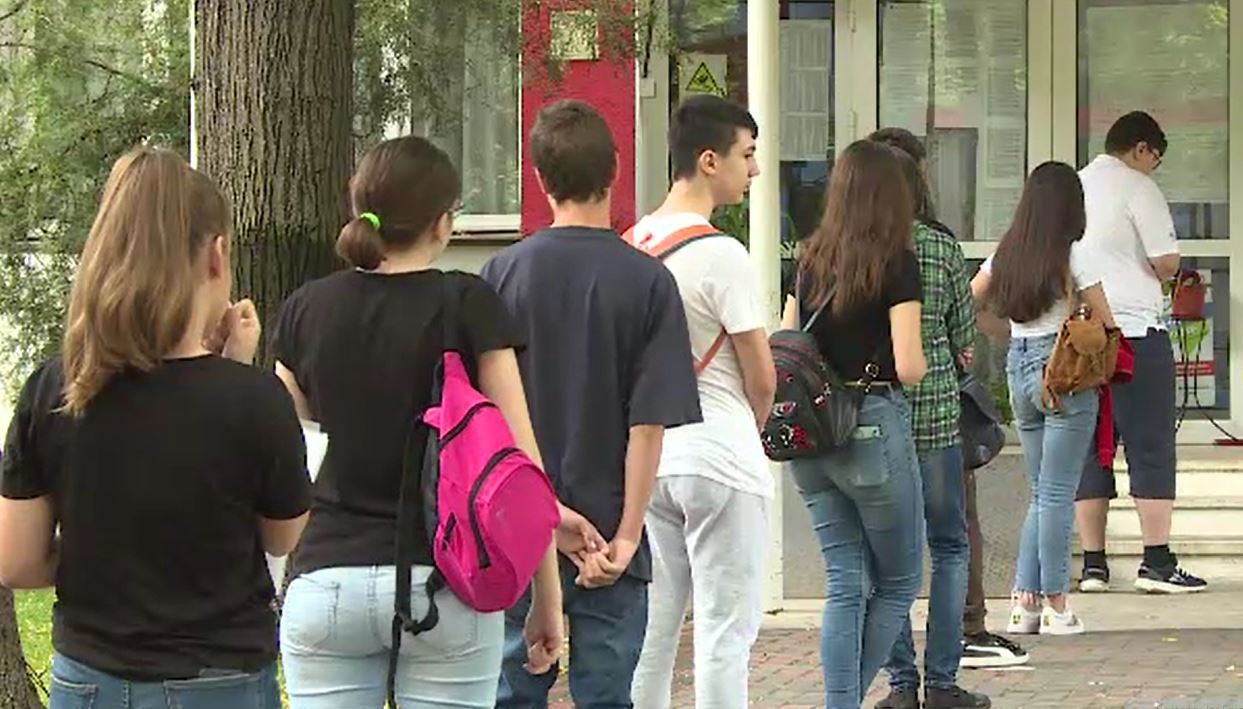 Evaluarea Națională 2020. Câți elevi vor susține examene în sesiunea specială