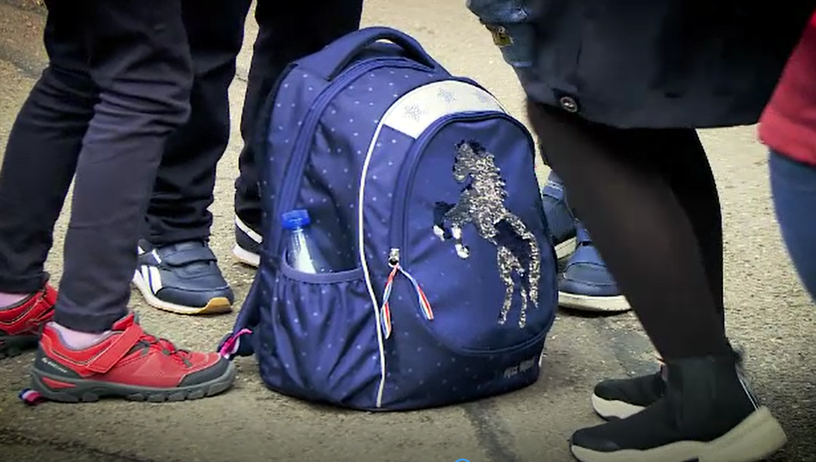 Sute de pedofili și proxeneți, condamnați la muncă în folosul comunității în ŞCOLI