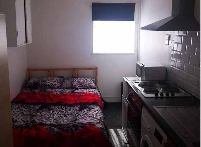 Chiriile din Cluj au luat-o razna. Cat se cere pe "garsoniera" unde mai ca dormi pe aragaz