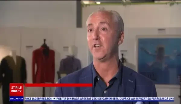 Suma incredibilă pentru care a fost vândută o chitară a lui Kurt Cobain. GALERIE FOTO