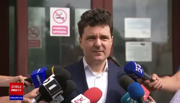 Cearta dintre Nicușor Dan și Firea a ajuns la Parchet: ”Delapidare și abuz în serviciu”