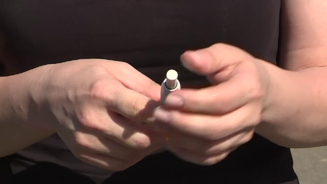 Vești proaste pentru fumători: Țigările electronice, interzise în spațiile publice închise