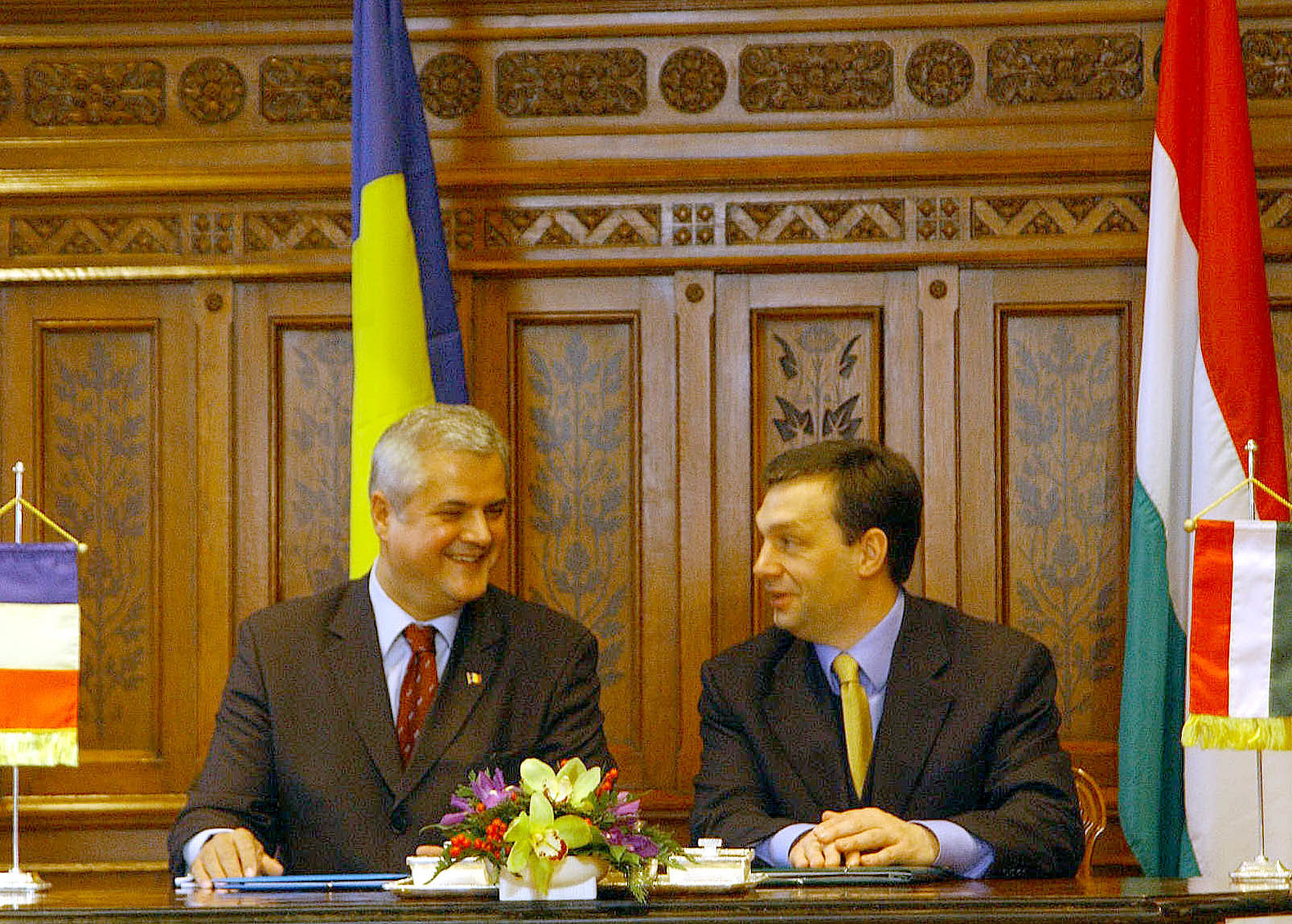 Adrian Nastase, Viktor Orban