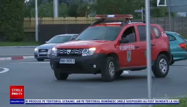 Fetiță luată de ape în Sibiu. ”Sunt disperați, o caută prin mlaștini”