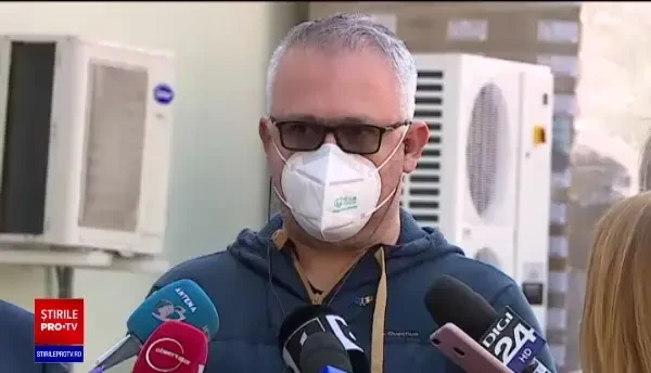 Fostul șef al Unifarm ar fi achiziționat măști folosite de personalul sanitar pentru schimbarea scutecelor bebelușilor