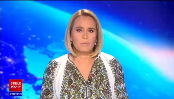 Mii de suceveni s-au înghesuit, în plină pandemie, la moaștele Sfântului Ioan cel Nou. Preoții nu au purtat măști