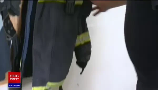 Cine este Ciprian, pompierul care a salvat un bebeluș de viitură: ”Eram în timpul liber”