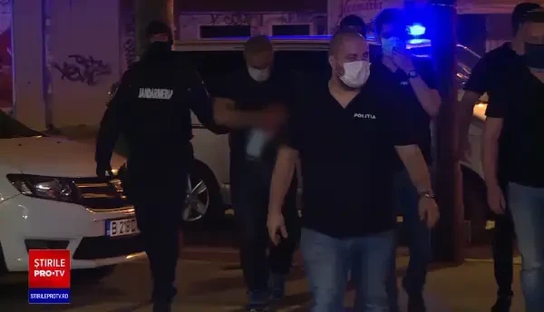 Cum transforma banii falși în bani reali cel mai bun falsificator din istoria României