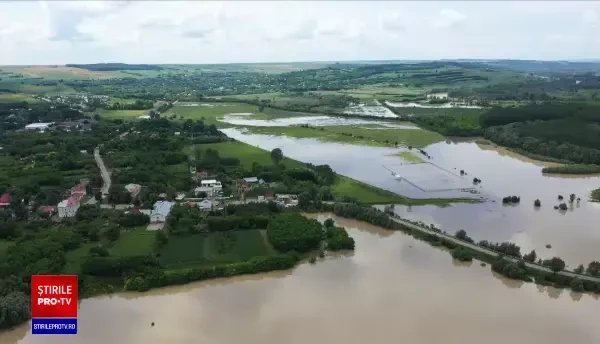 Alertă generală pe Prut. Hidrologii au emis cod roșu de inundații până vineri