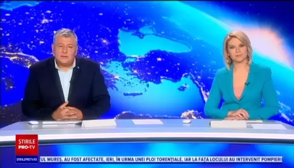 VIDEO. Un autobuz plin cu oameni a căzut de pe un pod în Varșovia. Cel puțin o persoană a murit