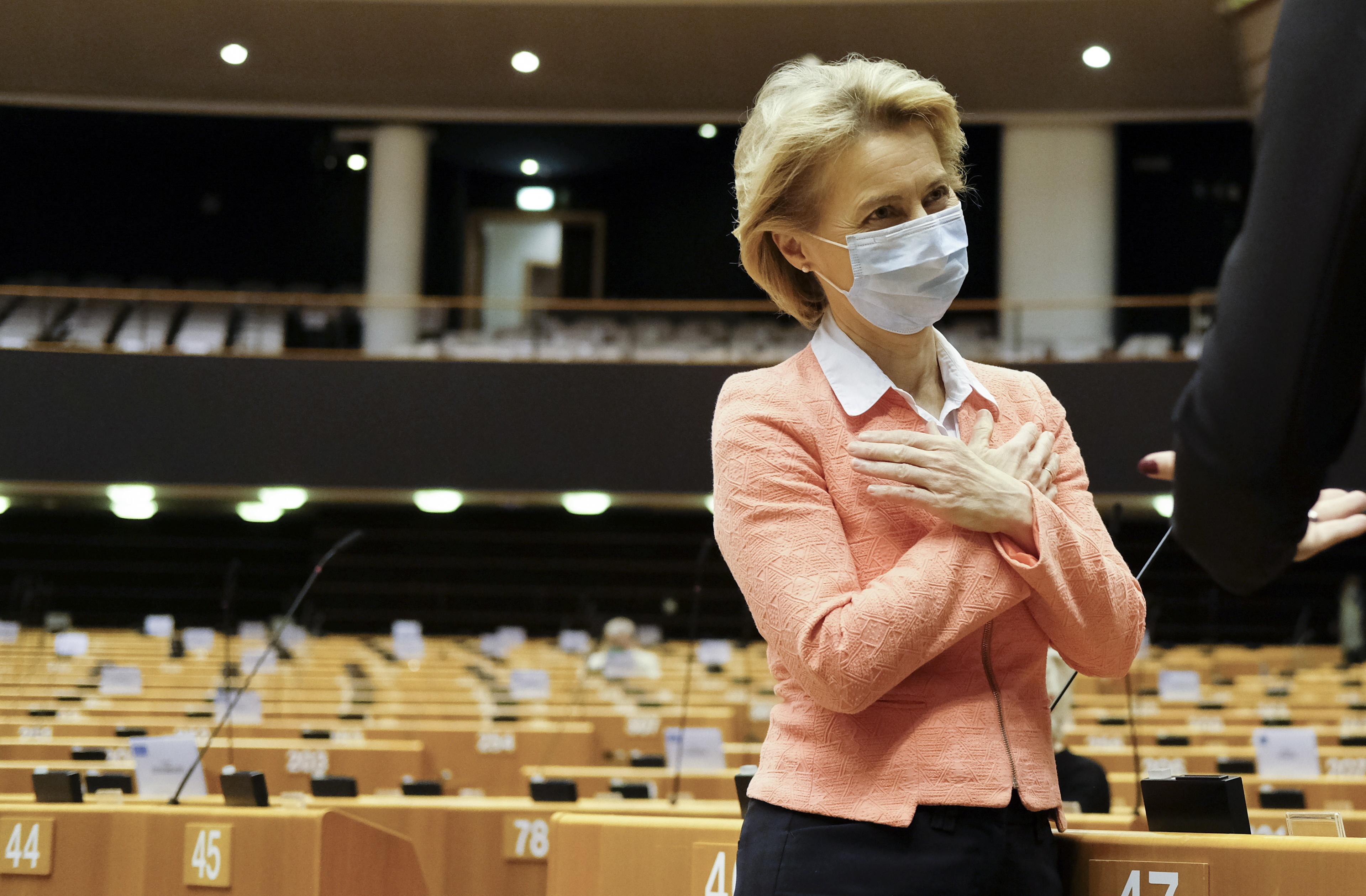 Bugetul UE pe 2021 ”va ajuta sute de mii de oameni să iasă din criză mai puternici”