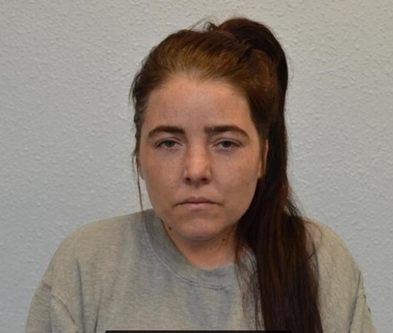 O femeie, condamnată la închisoare pe viață. Plănuia să comită un atentat la o cunoscută catedrală