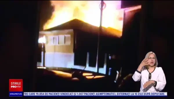 Incendiu, într-un cartier din București. ”Ne-am speriat, au fost flăcări mari”