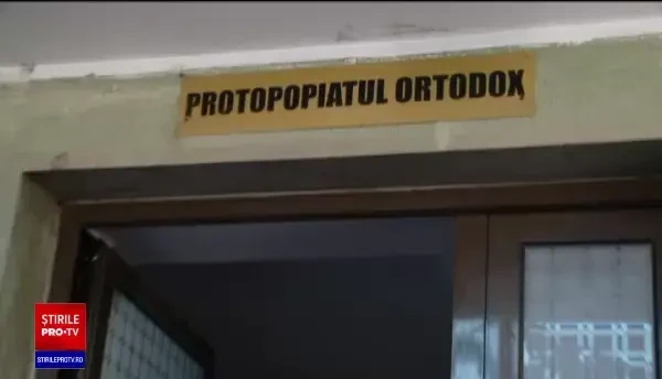 Protest la Bran unde enoriaşii unei biserici se opun mutării preotului paroh din localitate
