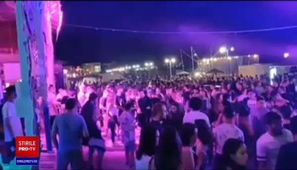 Aglomerație uriașă în Vama Veche. Ce a urmat după ce imaginile au ajuns pe internet