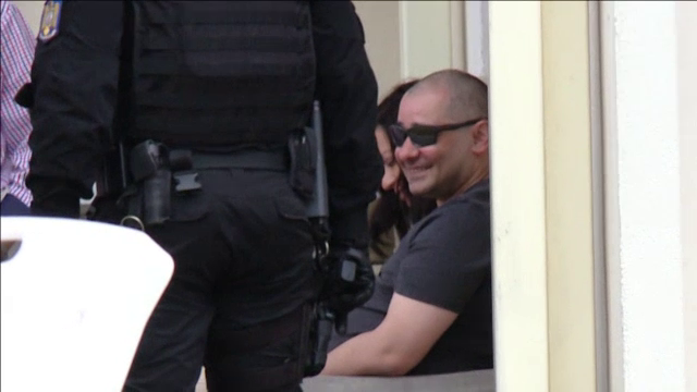 Fostul militar irakian care fabrica arme în Timiș, plasat sub control judiciar. Cum glumea cu anchetatorii