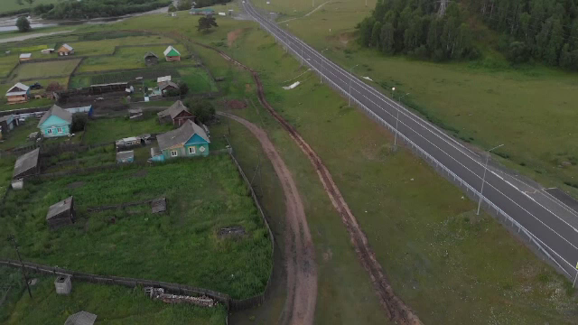 Satul în care s-au săpat tranșee pentru a stopa noul coronavirus