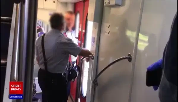 Călătoria cu trenul poate deveni extrem de riscantă. Nici călătorii, nici controlorii nu poartă mască