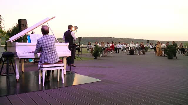 Stagiunea Operei Naţionale a debutat la Cluj-Napoca cu operă italiană în aer liber