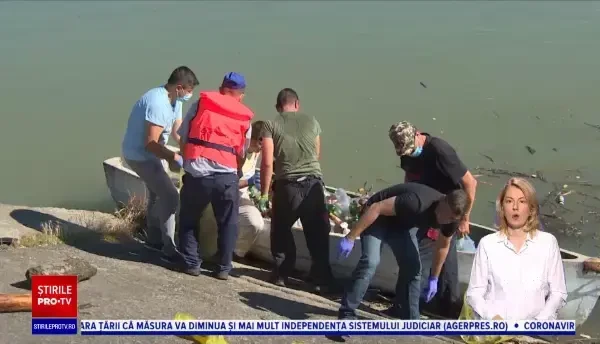 Deșeurile aruncate de români în apele râurilor. "Un frigider, mai multe electrocasnice"