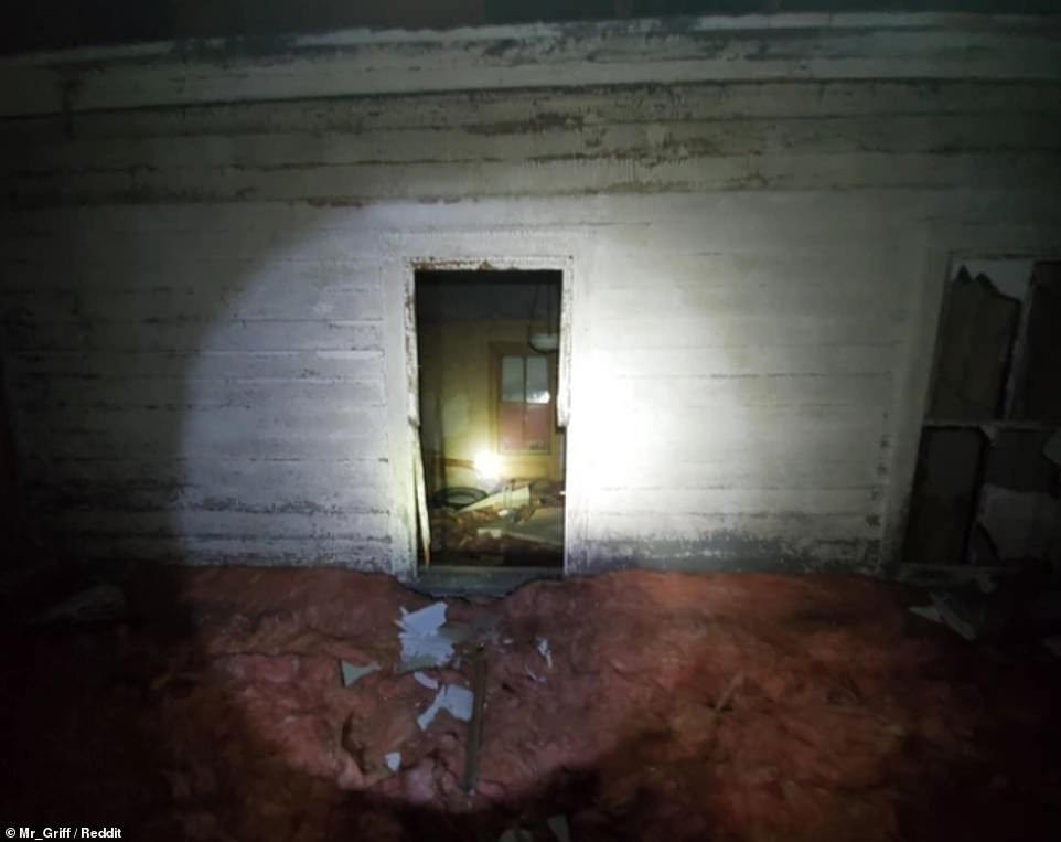 Descoperire înfiorătoare: O casă ascunsă într-o casă