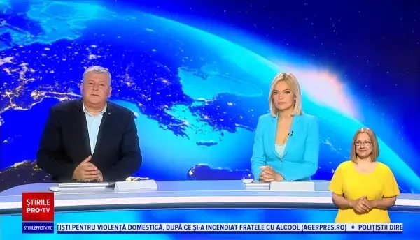 Fenomen meteorologic spectaculos în Africa de Sud. Faleza, umplută de spumă marină