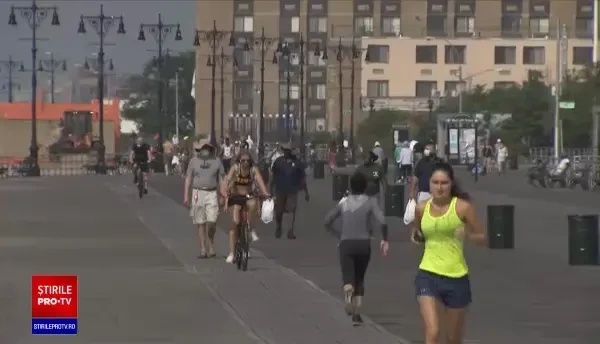 Pandemia scapă de sub control în SUA. Medicii se plâng din nou de lipsa echipamentelor