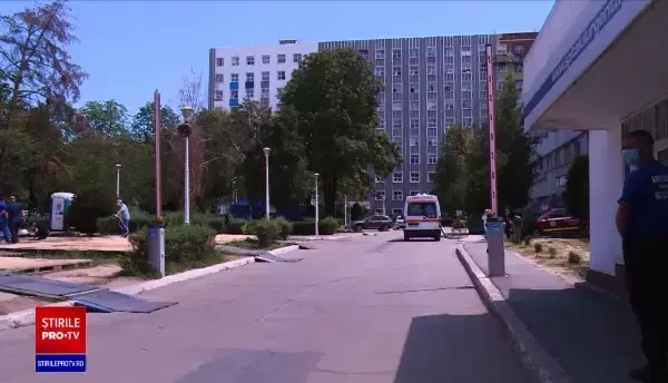 Un gălățean cu Covid-19 care a refuzat internarea a fost găsit mort la domiciliu. Sunase la 112