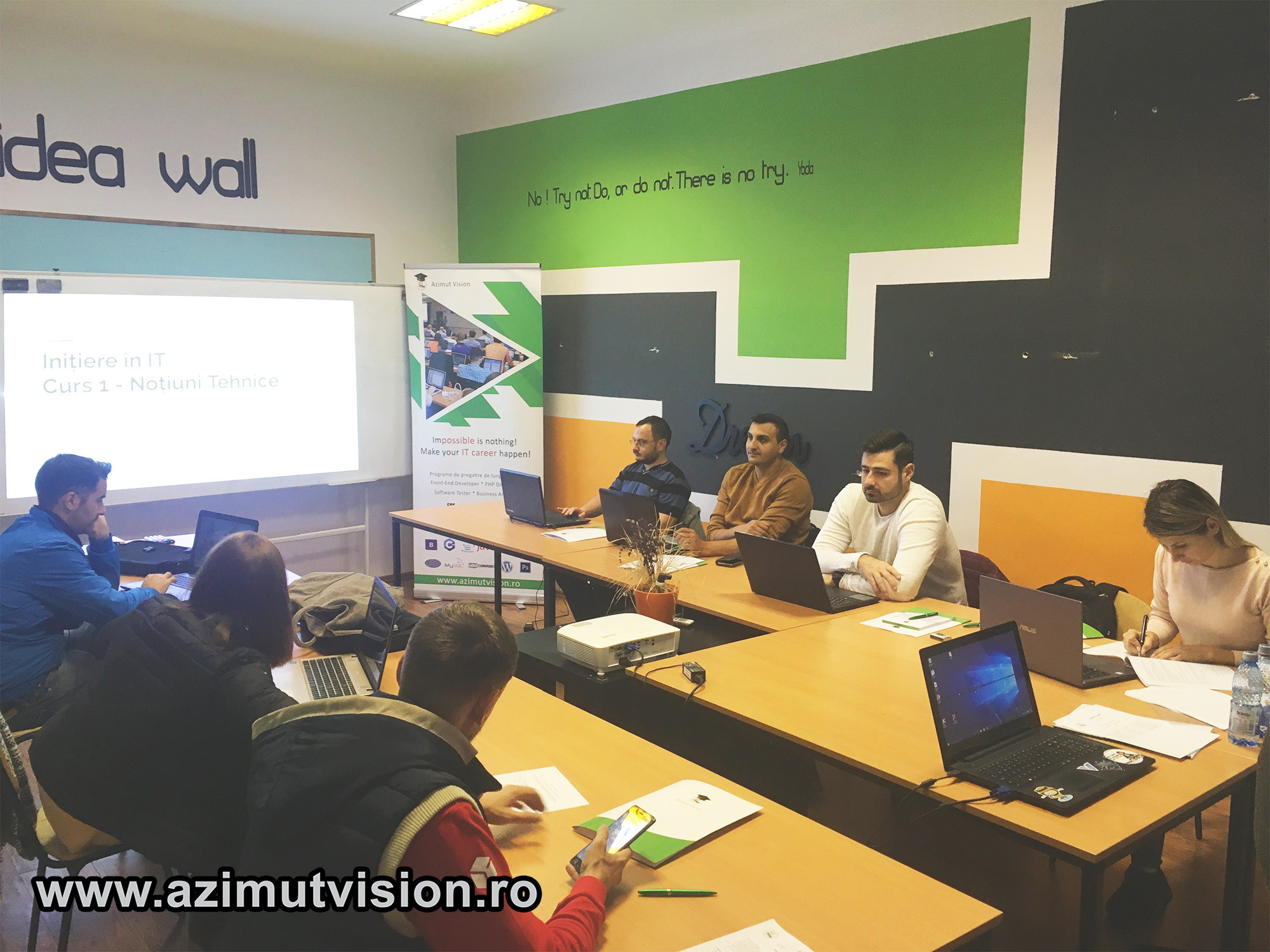 Cursuri acreditate de IT