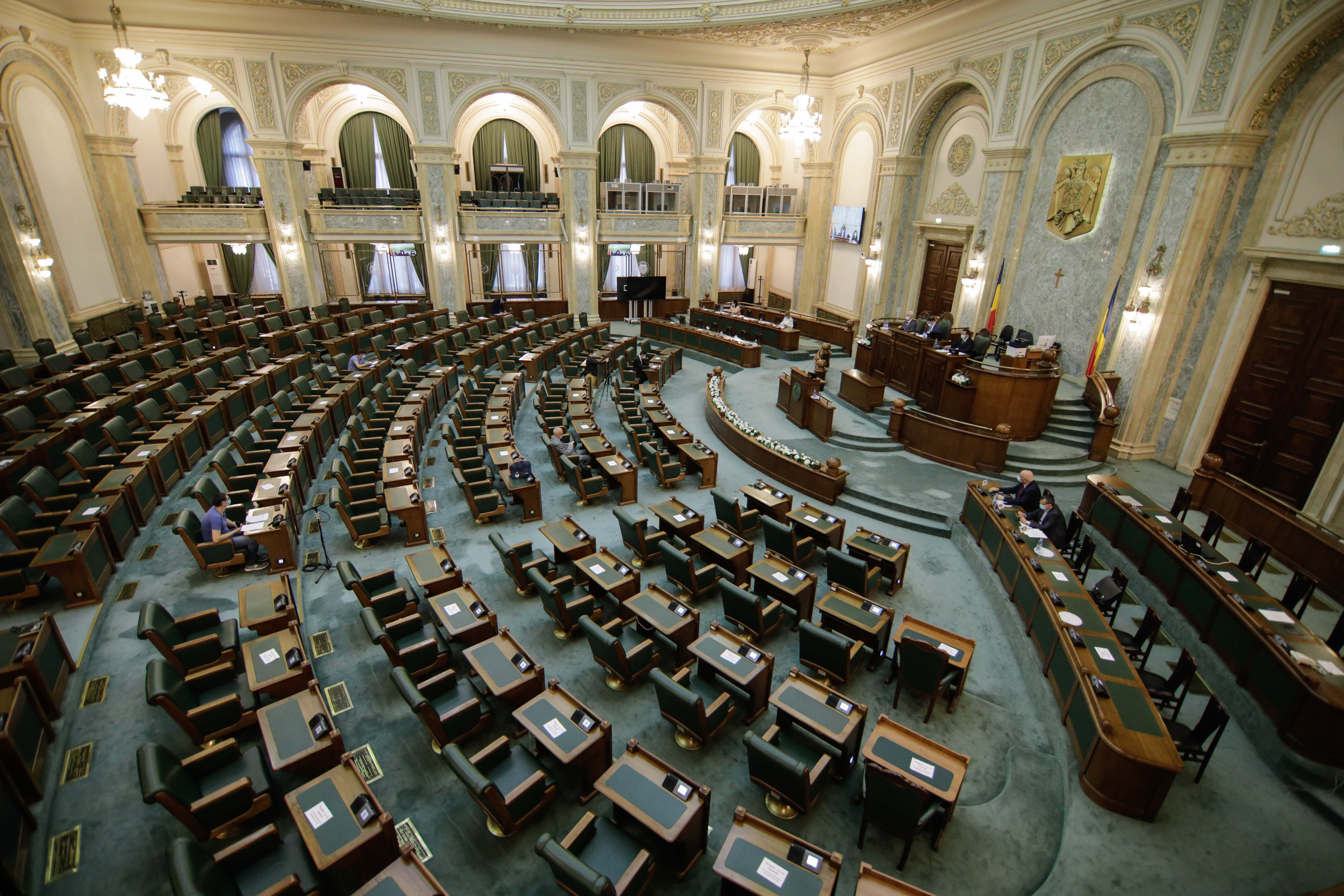 Senatul a respins propunerea de înființare a unui registru al securiștilor și rudelor acestora cu funcții publice