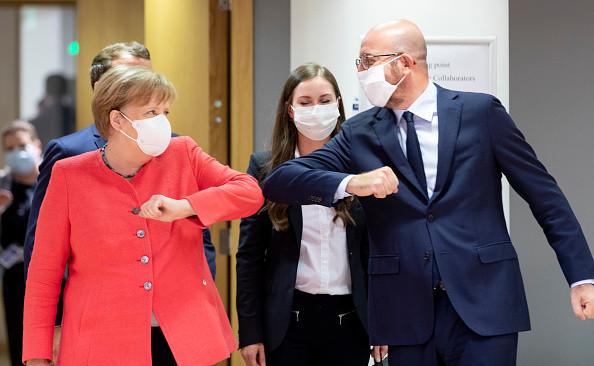 Angela Merkel și Charles Michel