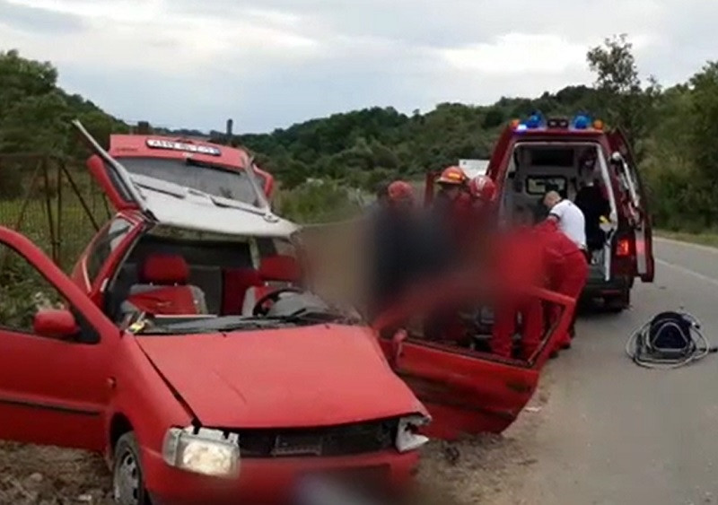 Impact violent după ce un șofer de 62 de ani a intrat pe contrasens, în Cluj