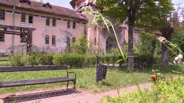 Superba staţiune Băile Govora, în paragină. Primarul susţine că a avut luna trecută doar 48 de lei