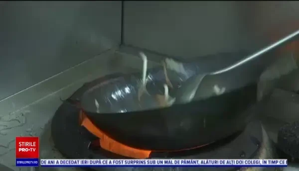 Idee în timpul pandemiei. Cum sunt serviți clienții unui restaurant din Israel