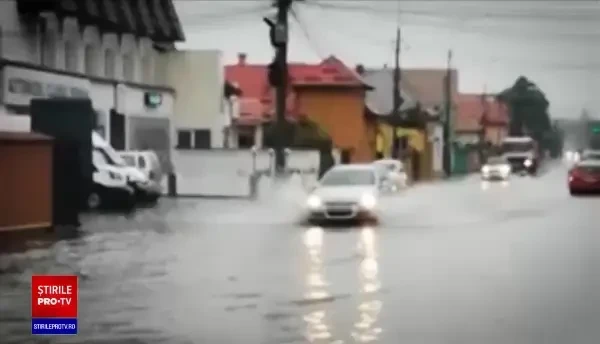 Inundații și furtuni violente, în jumătate de ţară. ”Ce-ți mai trebuie litoral? Faci aici baie!”