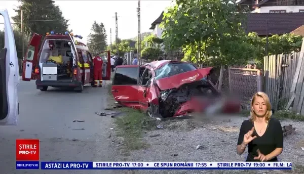 Noapte neagră pe șoselele din România. Accidente în serie, cu un mort și șase răniți