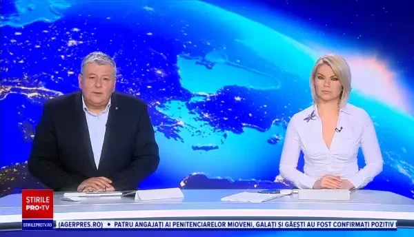 Un BMW a ars ca o torță pe drum. Șoferul își cumpărase mașina de câteva ore