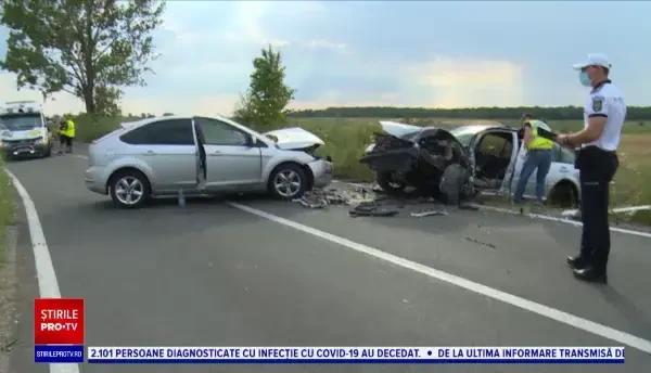 Tânăr de 21 de ani, în stare gravă după ce mașina sa a fost izbită frontal de un alt autoturism