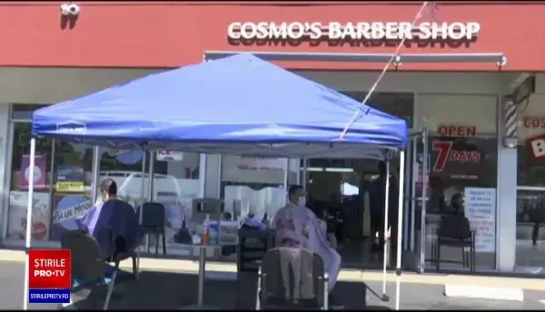 Frizeriile și saloanele de coafură din California s-au mutat în parcări și pe trotuare