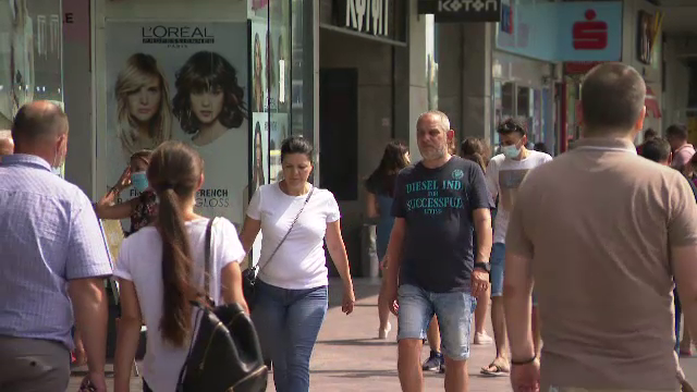 România se îndreaptă spre dezastru în ritmul actual al îmbolnăvirilor. Ce restricţii s-ar putea introduce