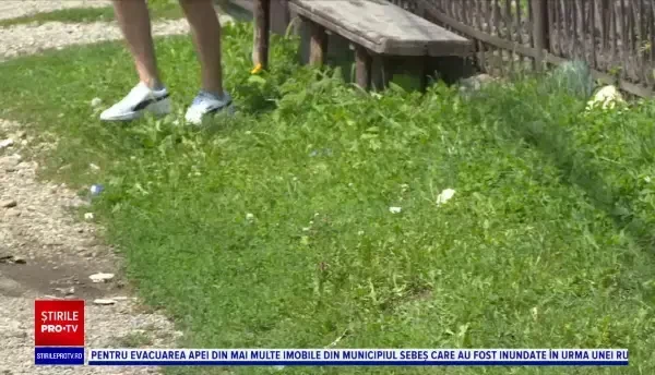 Ce riscă un bătrân de 78 de ani, acuzat că ar fi făcut gesturi cu tentă sexuală în fața unei fetițe