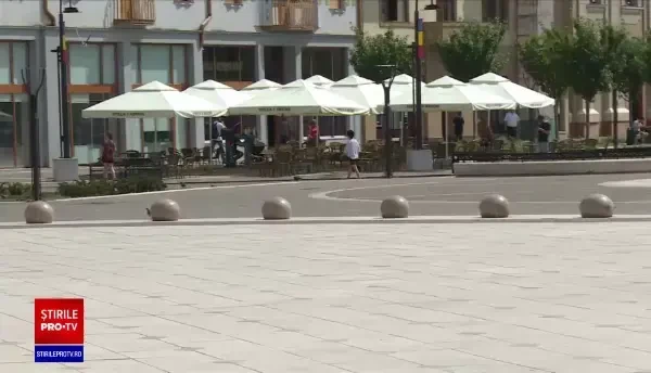 O copilă de 12 ani infectată cu Covid-19 a cerut să fie internată pentru a-și proteja mama grav bolnavă