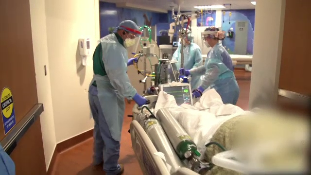 Situație tot mai gravă în SUA. În fiecare minut, o persoană este răpusă de Covid-19: „Vom fi la porțile Iadului”