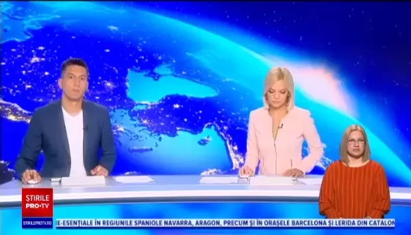 Zilieri, transportați precum sacii de cartofi în camionete de marfă. 15 oameni, îngrămădiți în mașină