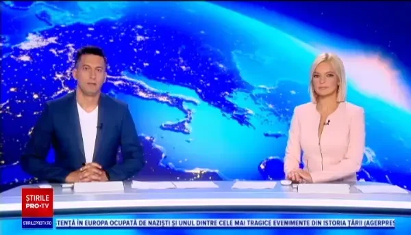 Panică în județul Dâmbovița. Un depozit de mase plastice, cuprins de incendiu