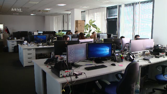 Studiu: 55% dintre angajați, îngrijorați de creșterea cazurilor de Covid-19 în România