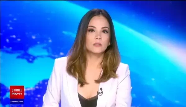 Focar Covid-19 după un majorat. Zece adolescenți contaminați după ce o tânără infectată a mers cu ei la mare